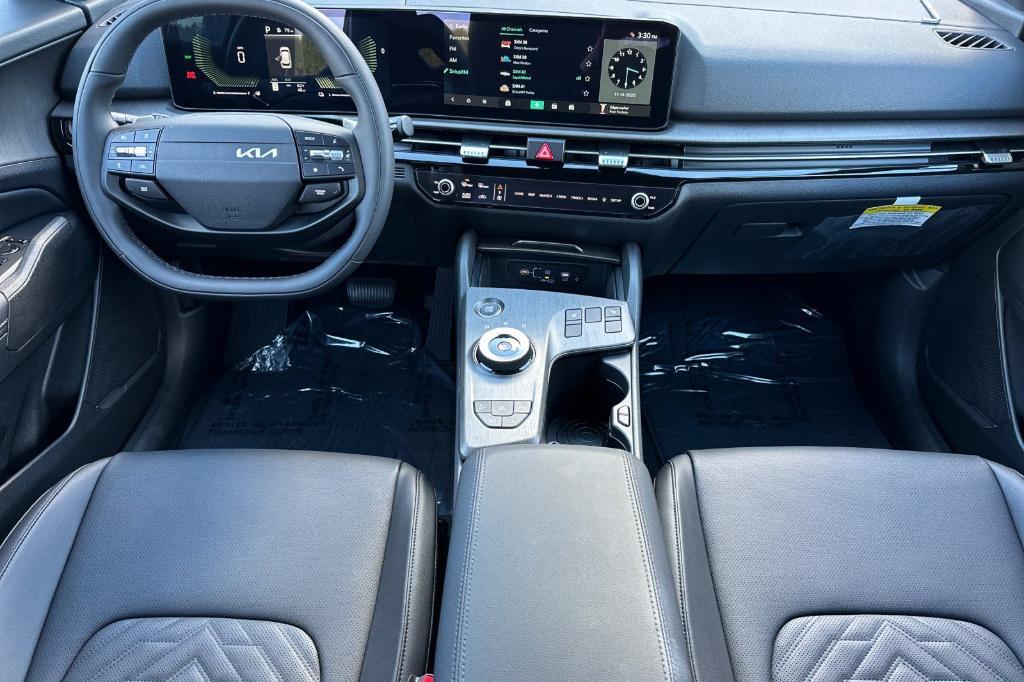 new 2026 Kia Sportage Plug-In Hybrid car, priced at $43,465