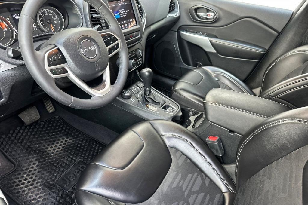 used 2022 Jeep Cherokee car, priced at $22,238