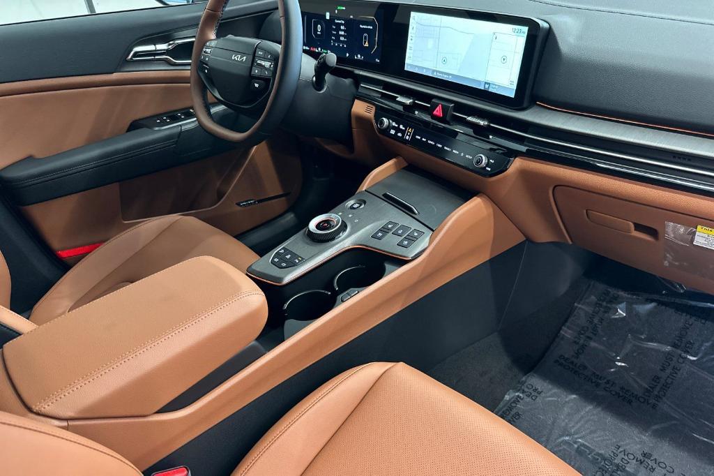 new 2026 Kia Sportage Plug-In Hybrid car, priced at $49,330