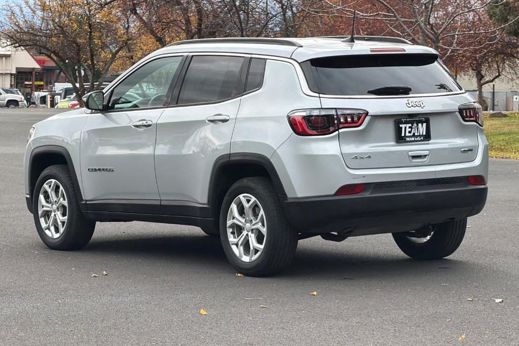 used 2024 Jeep Compass car