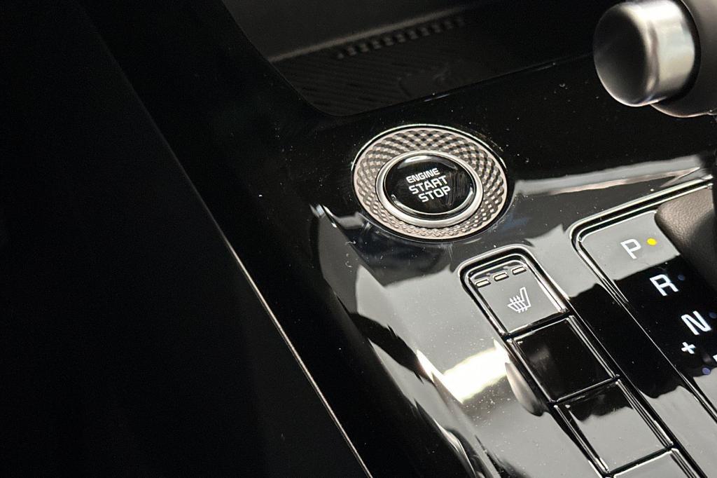 new 2026 Kia Niro car, priced at $32,325