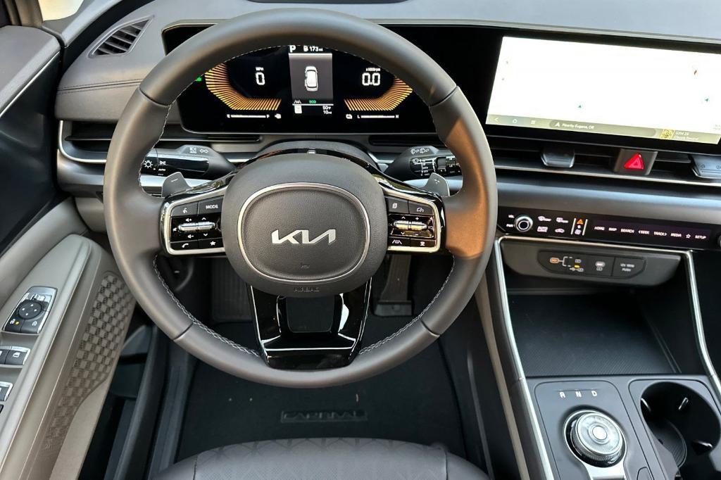 new 2026 Kia Carnival Hybrid car, priced at $41,095