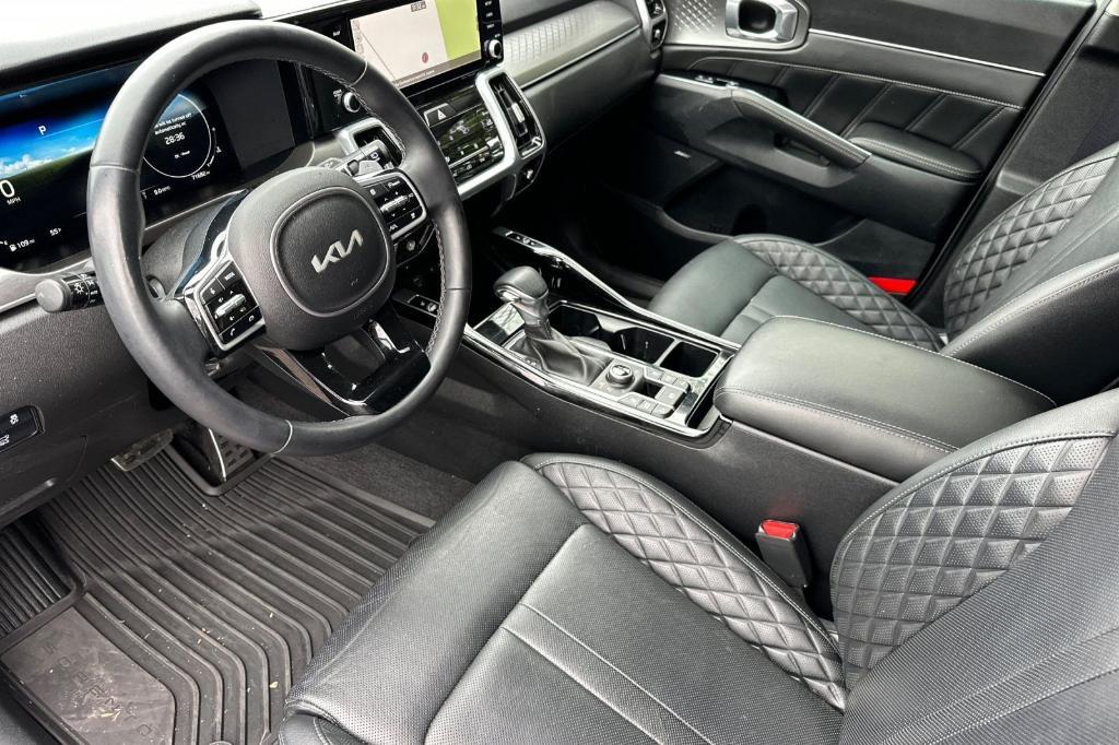 used 2023 Kia Sorento car, priced at $32,238