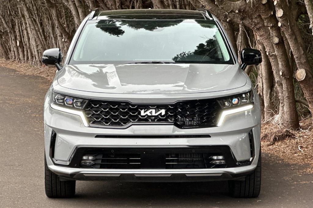 used 2023 Kia Sorento car, priced at $32,238