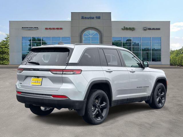 new 2026 Jeep Grand Cherokee car, priced at $50,105