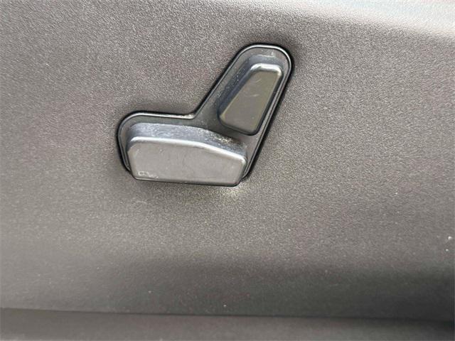 used 2016 Jeep Grand Cherokee car, priced at $13,994