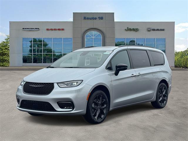 new 2026 Chrysler Pacifica car, priced at $52,730
