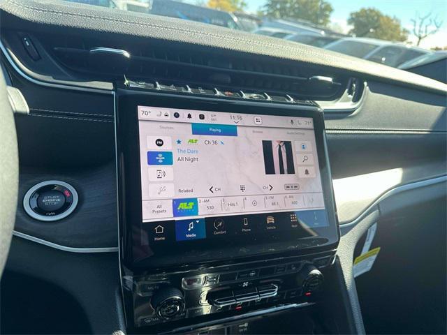 new 2025 Jeep Grand Cherokee car, priced at $41,970