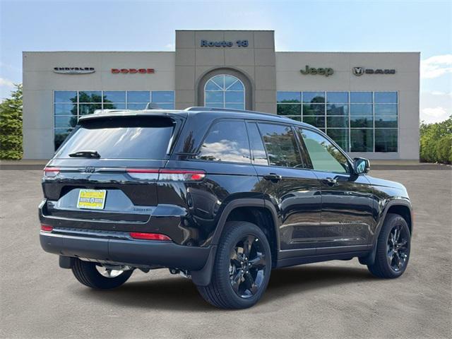 new 2025 Jeep Grand Cherokee car, priced at $45,660
