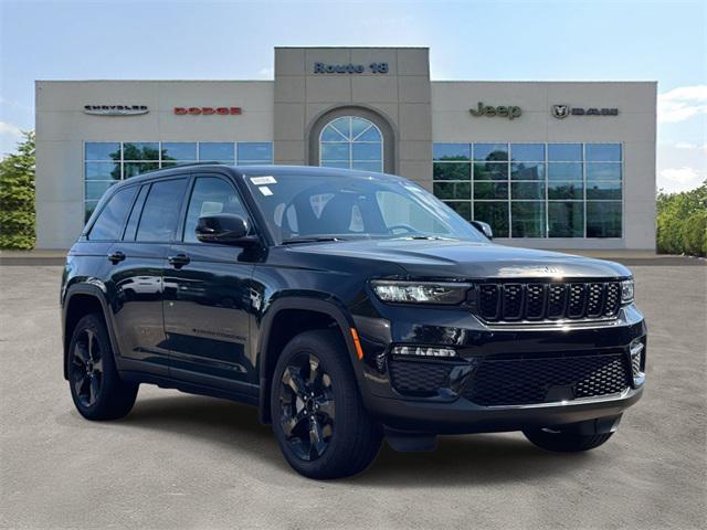 new 2025 Jeep Grand Cherokee car, priced at $50,760