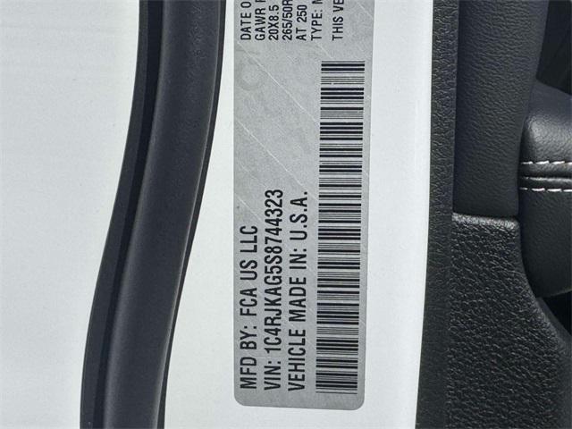 new 2025 Jeep Grand Cherokee L car, priced at $45,205