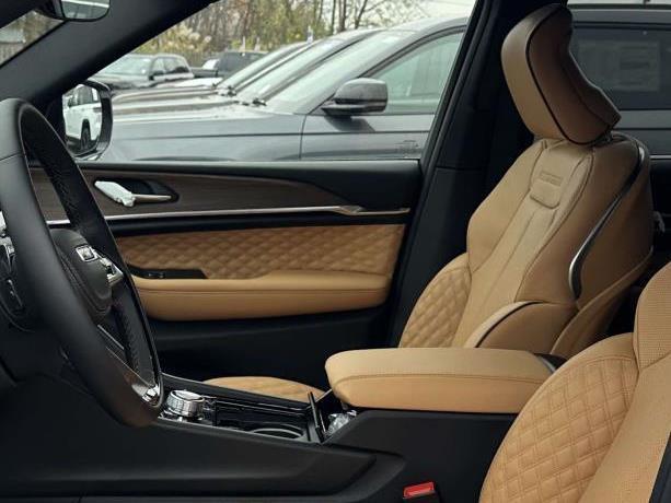 new 2025 Jeep Grand Cherokee L car, priced at $63,385