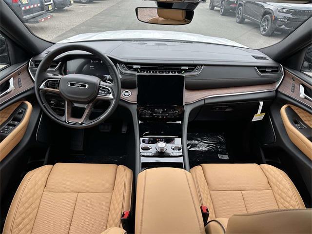 new 2025 Jeep Grand Cherokee L car, priced at $63,385