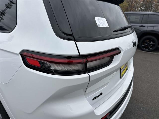 new 2025 Jeep Grand Cherokee L car, priced at $63,385