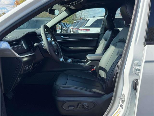 new 2025 Jeep Grand Cherokee L car, priced at $52,635