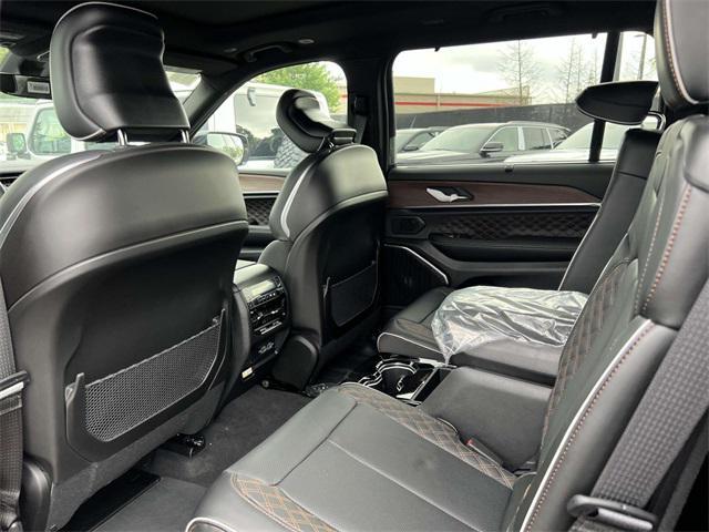 new 2025 Jeep Grand Cherokee L car, priced at $63,980