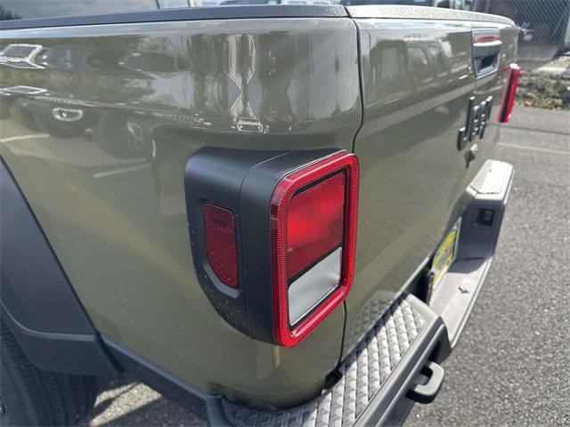 new 2026 Jeep Gladiator car, priced at $40,040