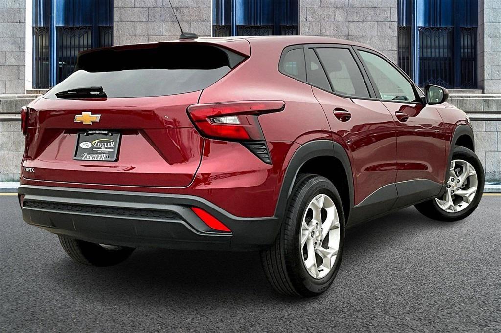 used 2024 Chevrolet Trax car, priced at $20,984