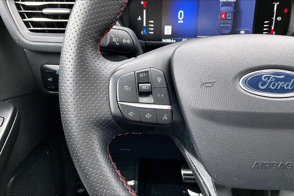used 2024 Ford Escape car, priced at $22,554