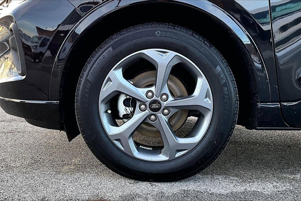used 2023 Ford Escape car, priced at $26,794