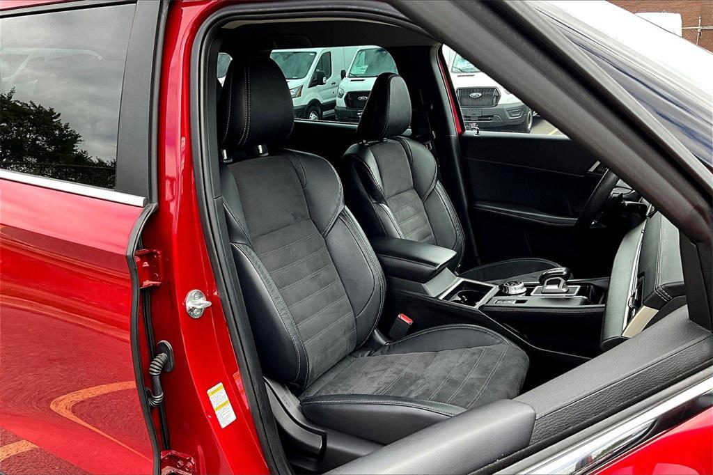 used 2023 Mitsubishi Outlander car, priced at $20,984