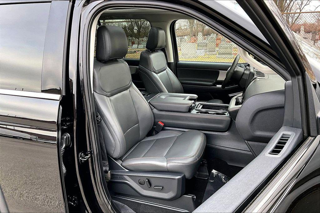 used 2025 Ford Expedition car, priced at $57,654