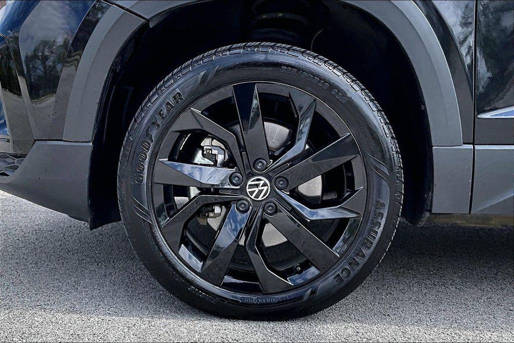 used 2024 Volkswagen Taos car, priced at $23,994
