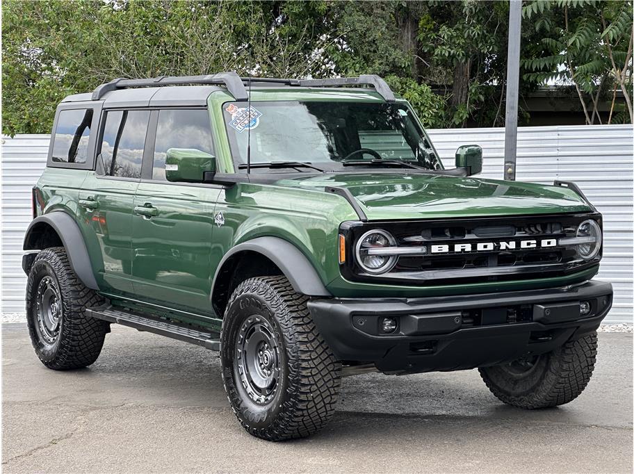 used 2024 Ford Bronco car, priced at $44,490