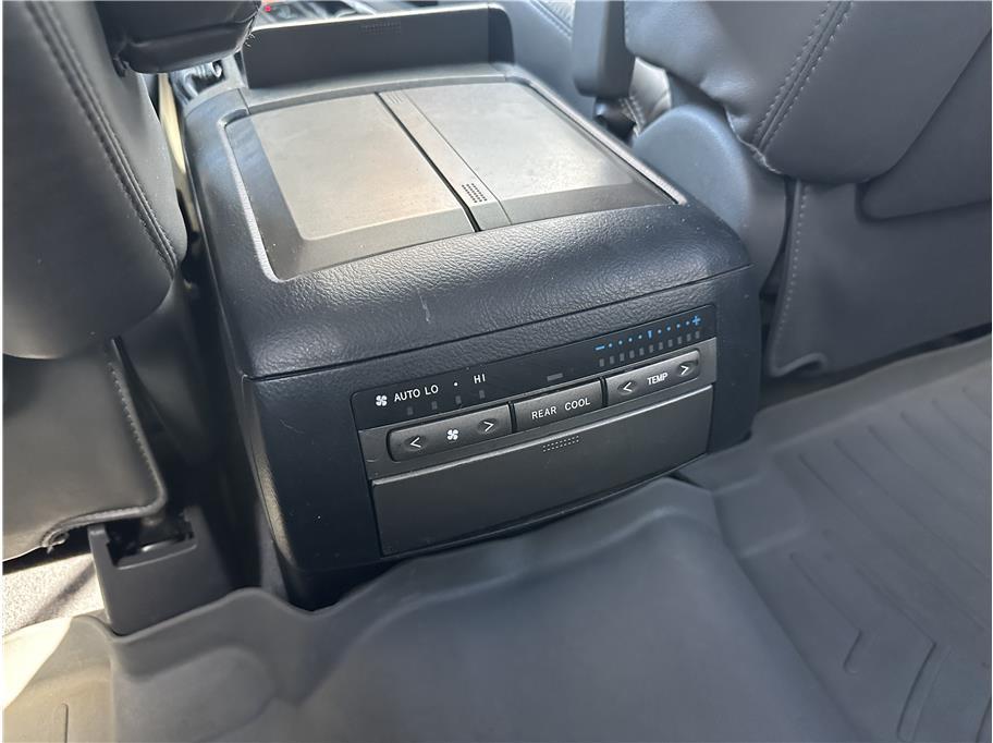 used 2006 Lexus GX 470 car, priced at $13,990