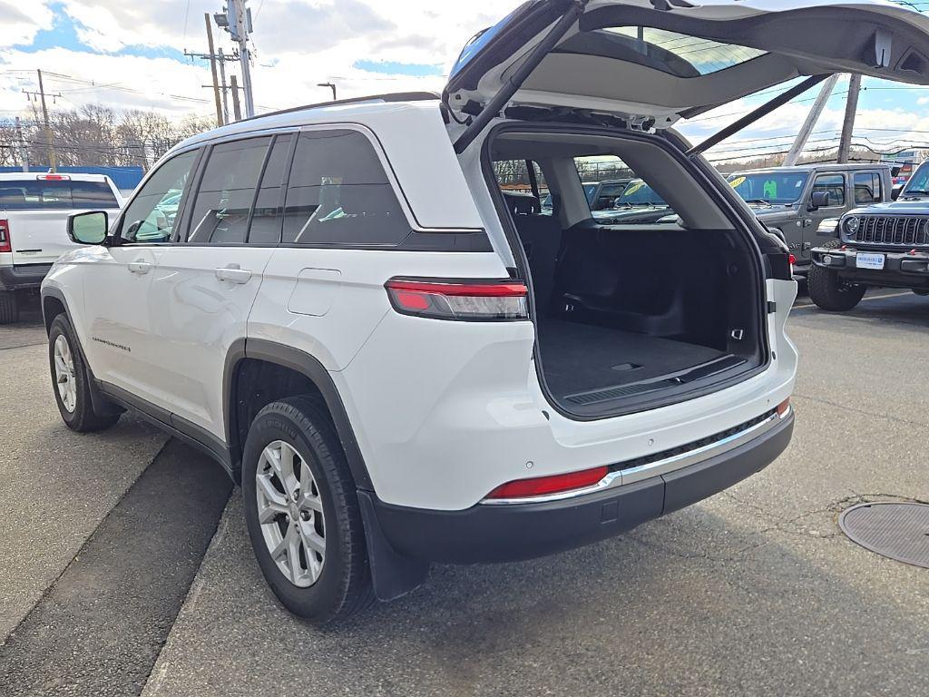 used 2023 Jeep Grand Cherokee car, priced at $32,398