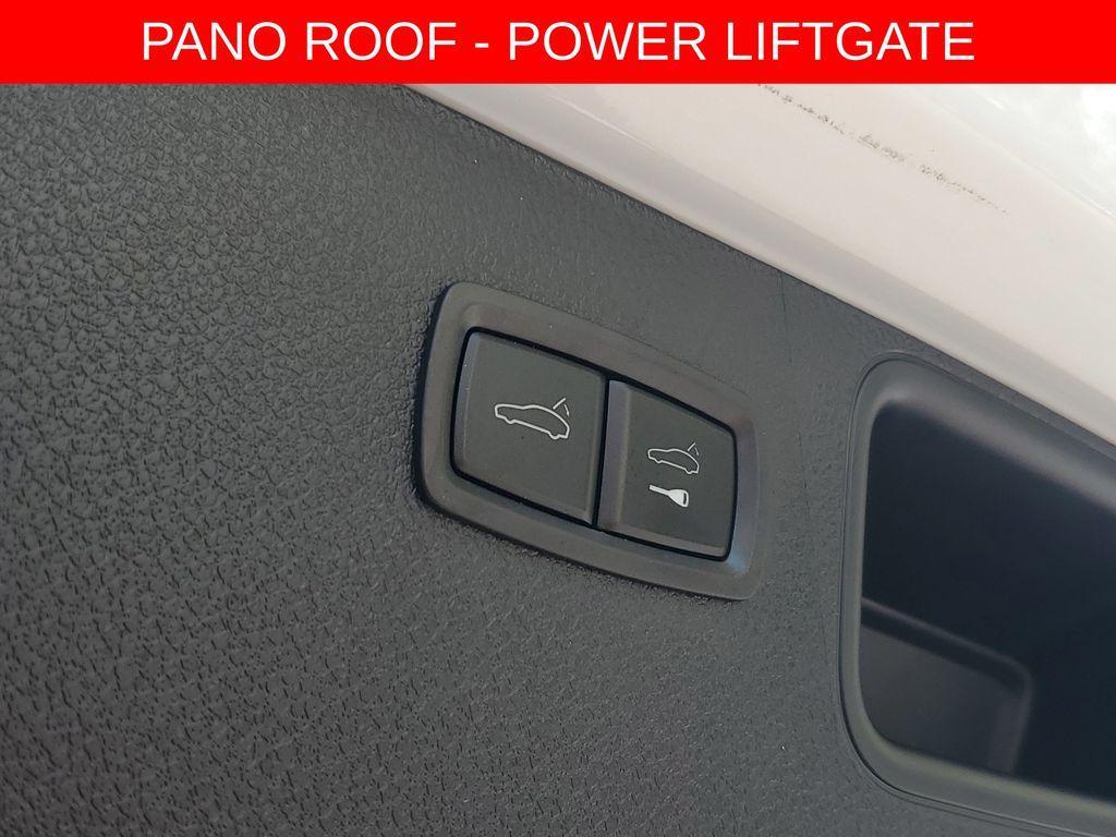 used 2022 Porsche Macan car, priced at $40,599