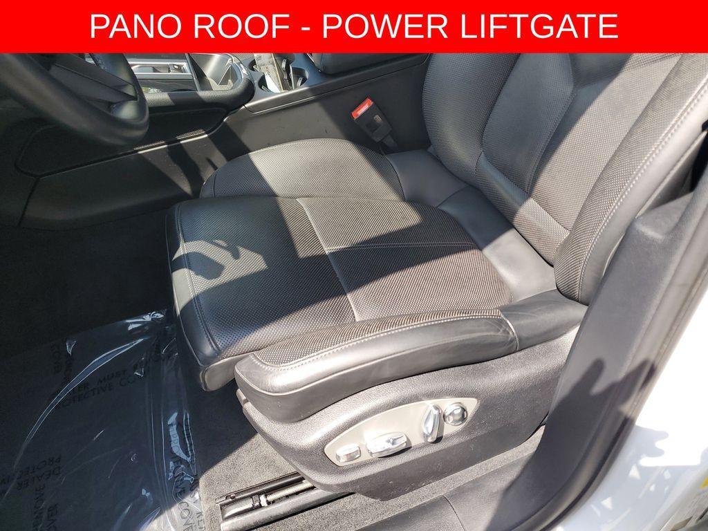 used 2022 Porsche Macan car, priced at $40,599