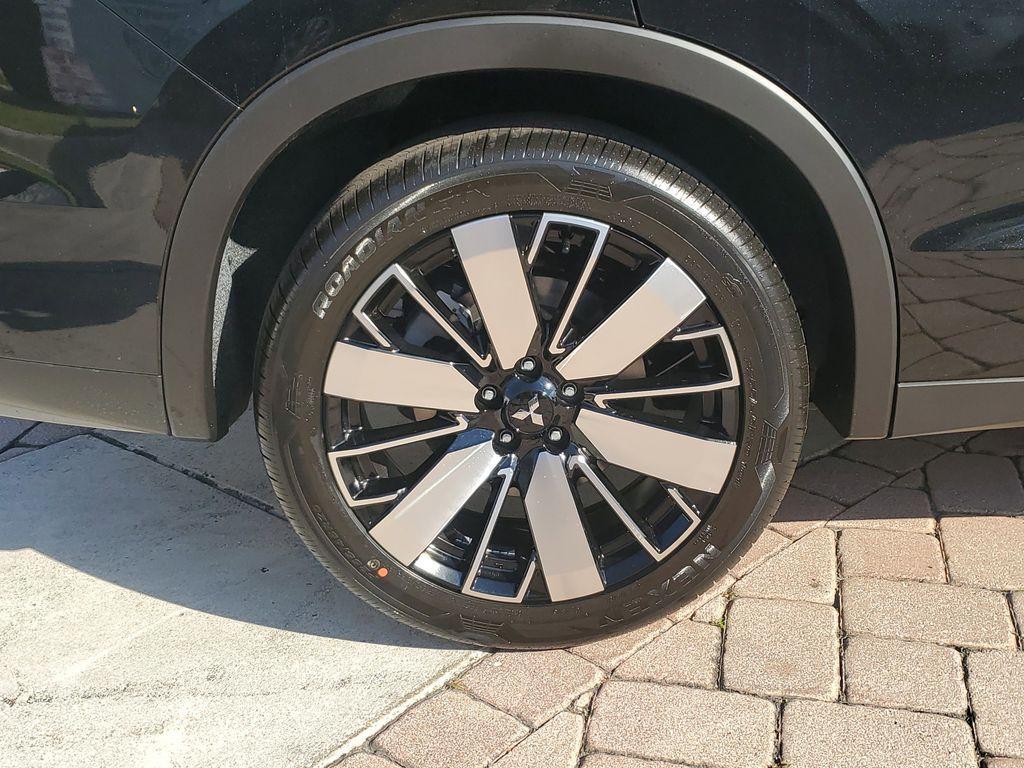 new 2026 Mitsubishi Outlander car, priced at $31,995