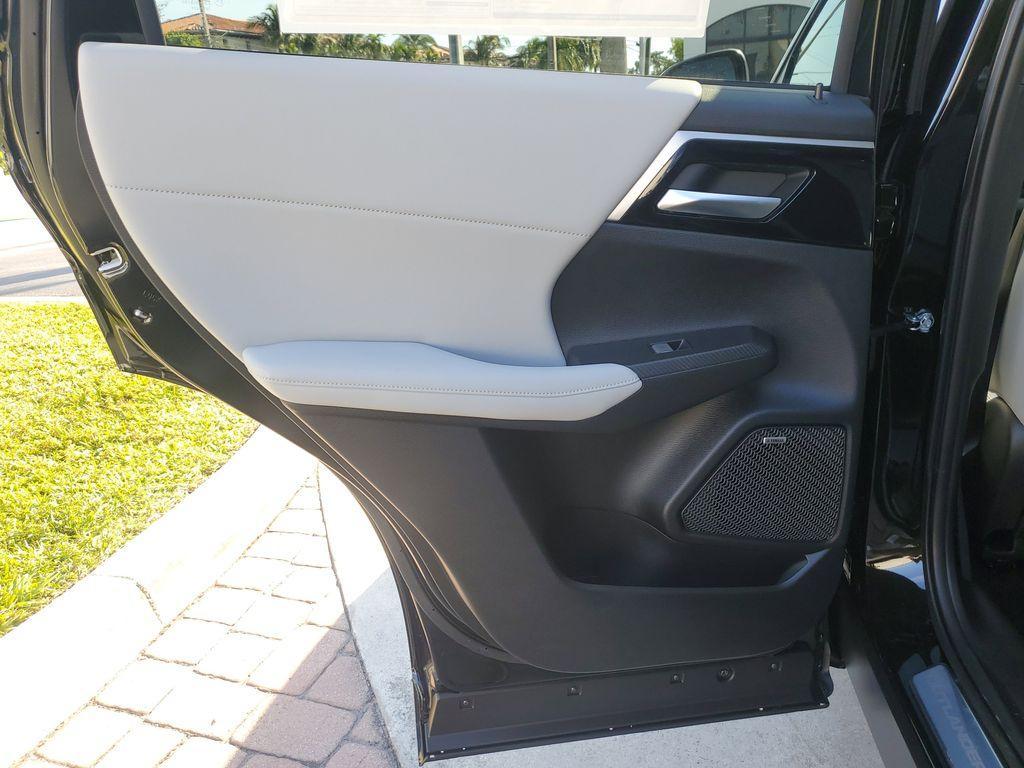 new 2026 Mitsubishi Outlander car, priced at $31,995