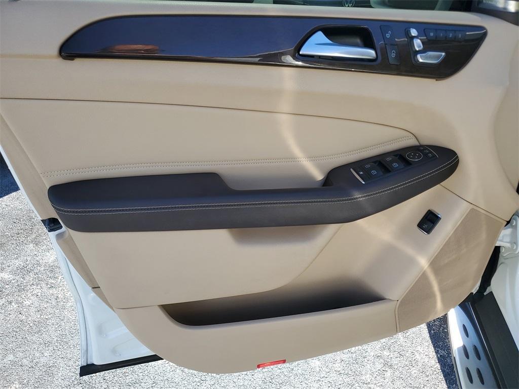 used 2018 Mercedes-Benz GLE 350 car, priced at $18,999