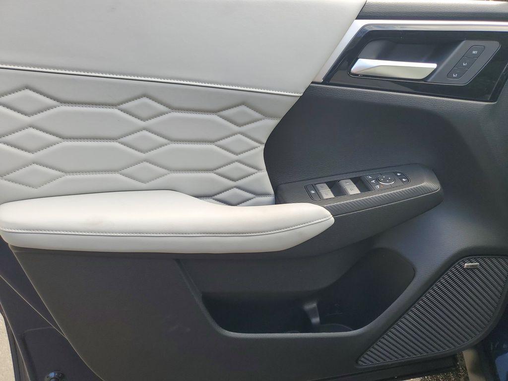 new 2026 Mitsubishi Outlander car, priced at $37,906