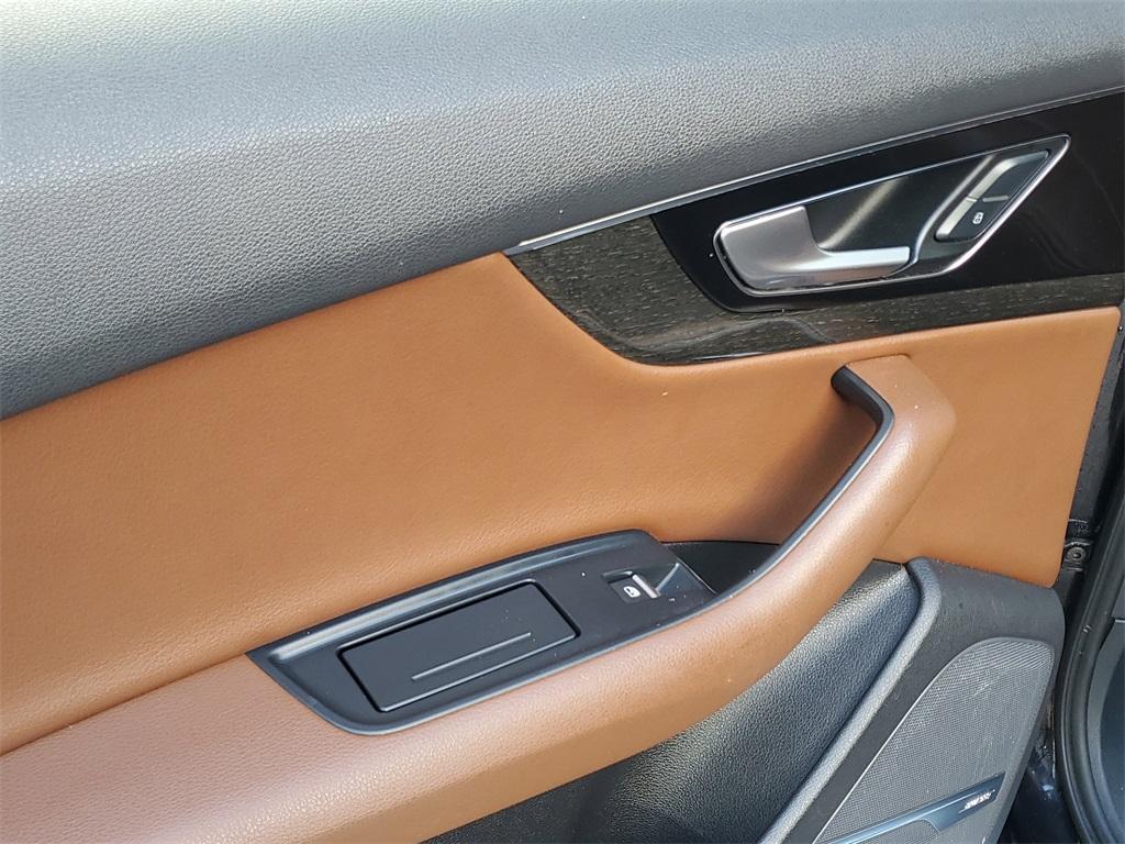 used 2019 Audi Q7 car, priced at $19,299