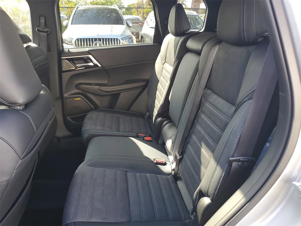 new 2026 Mitsubishi Outlander car, priced at $33,495