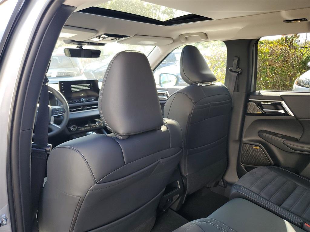 new 2026 Mitsubishi Outlander car, priced at $33,495