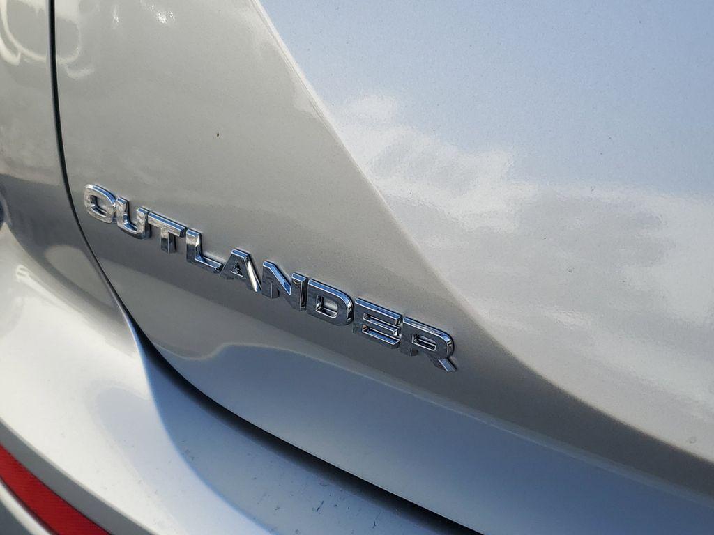new 2026 Mitsubishi Outlander car, priced at $31,995