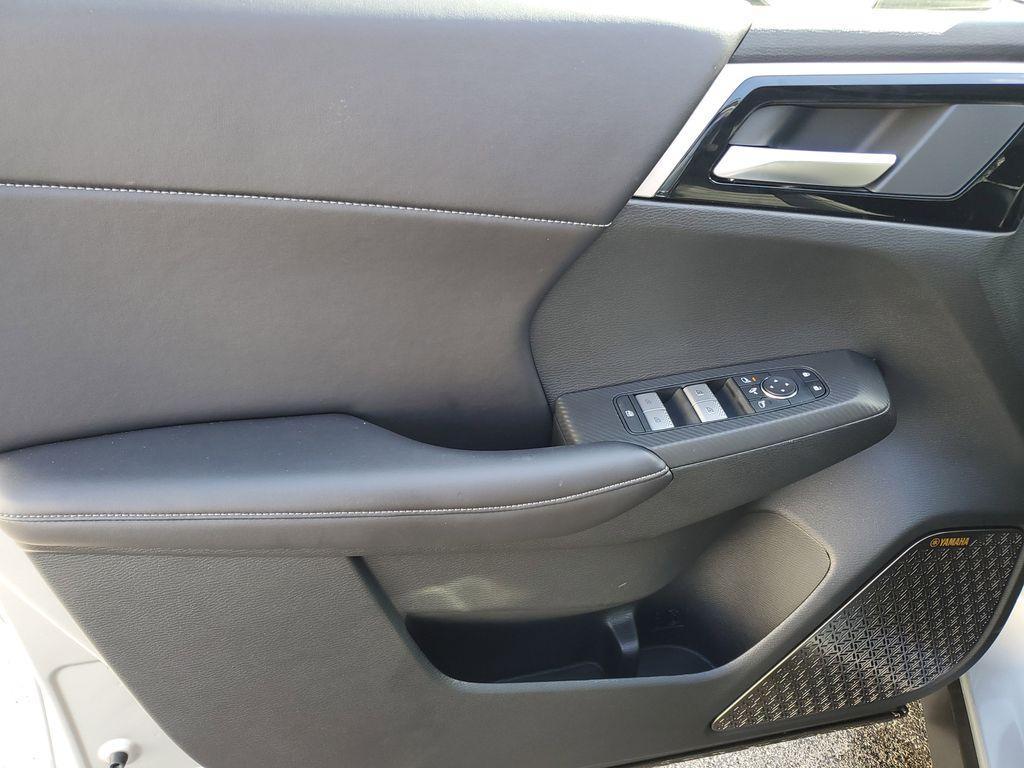 new 2026 Mitsubishi Outlander car, priced at $31,995