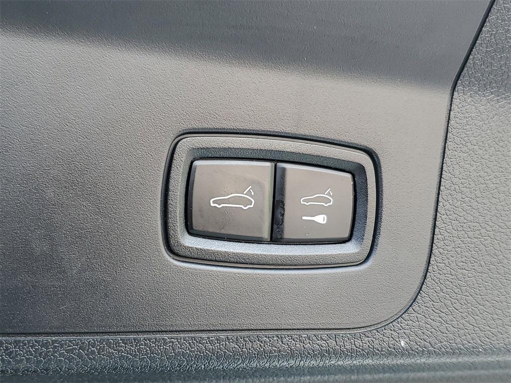 used 2020 Porsche Panamera car, priced at $49,699