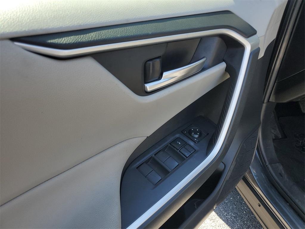 used 2020 Toyota RAV4 car, priced at $18,999