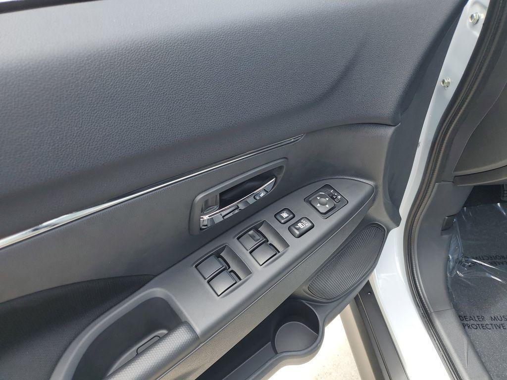 new 2025 Mitsubishi Outlander Sport car, priced at $24,995