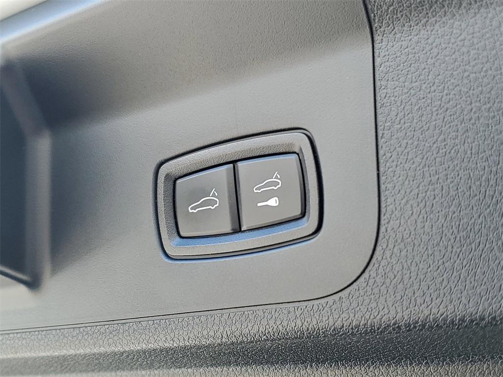 used 2018 Porsche Panamera car, priced at $40,999