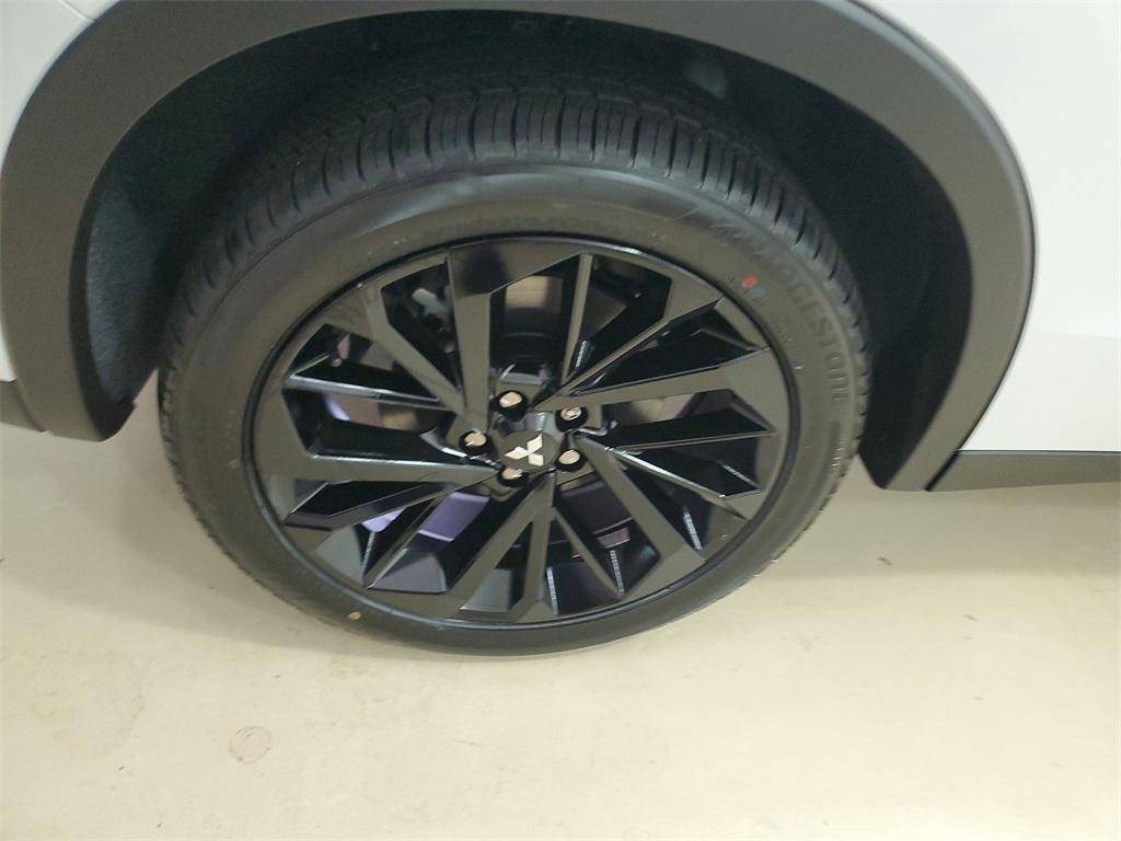 new 2025 Mitsubishi Outlander PHEV car, priced at $42,995