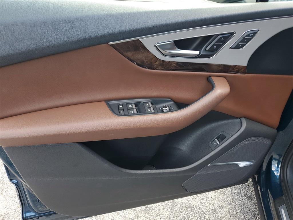 used 2018 Audi Q7 car, priced at $17,499