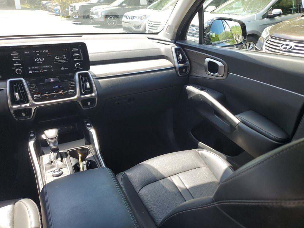 used 2021 Kia Sorento car, priced at $19,299