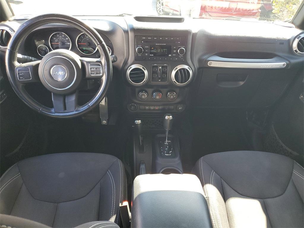 used 2015 Jeep Wrangler Unlimited car, priced at $14,999