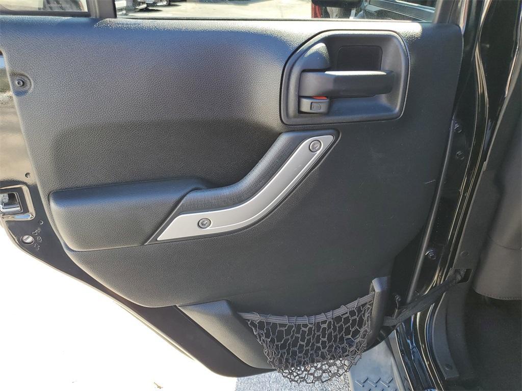 used 2015 Jeep Wrangler Unlimited car, priced at $14,999